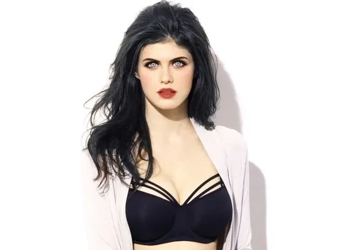 Alexandra Daddario